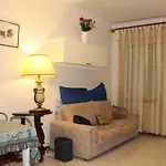 Beautiful House By Marcos 아파트